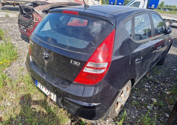 Hyundai I30 cena 4200 przebieg: 200000, rok produkcji 2007 z Kórnik małe 46